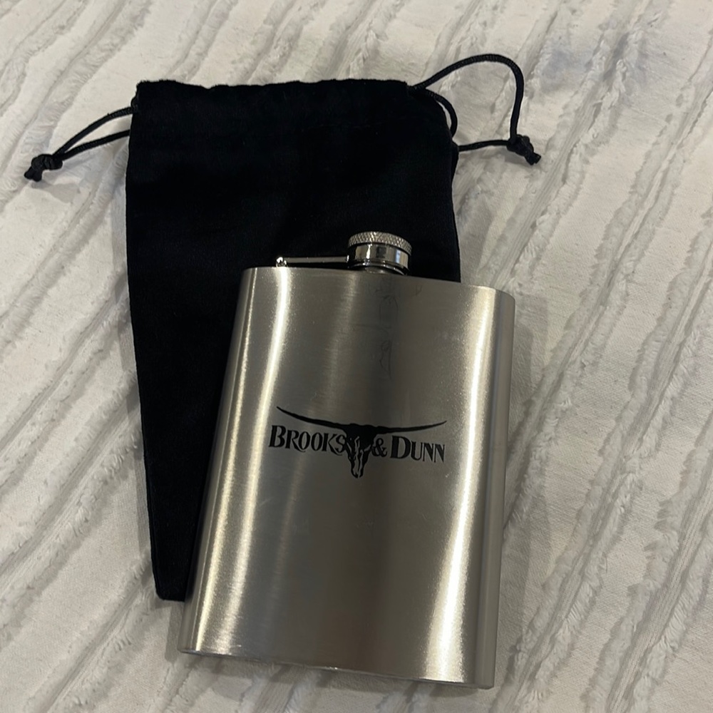 Brooks and Dunn 8oz Stainless Steel Flask